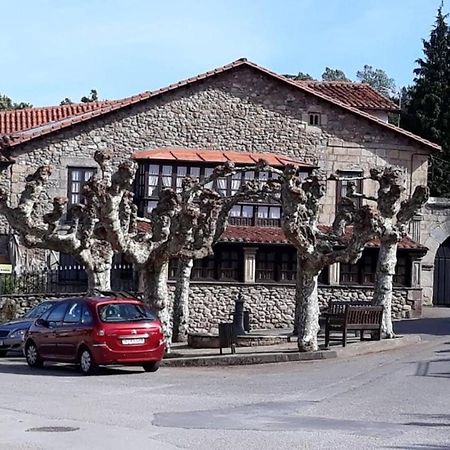 Meson El Pucheru Hotel Barcenaciones Luaran gambar